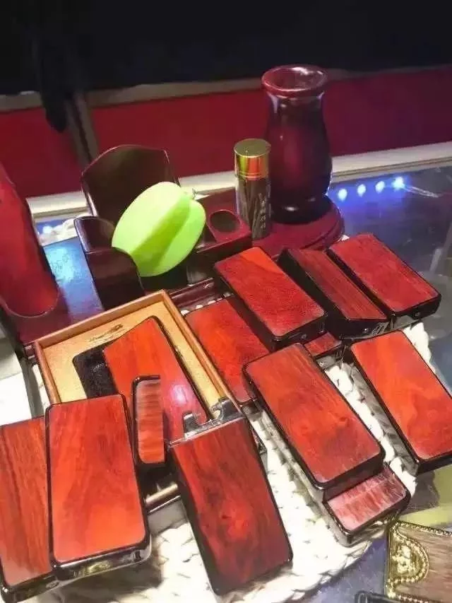 小叶紫檀除了做手串还能做什么？让你脑洞大开！