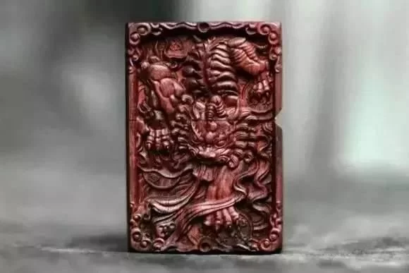 小叶紫檀除了做手串还能做什么？让你脑洞大开！