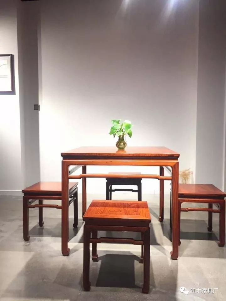 缅甸花梨凭什么，价格一路上涨....
