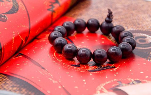 网购手串深度揭秘！手串怎么买？ 
