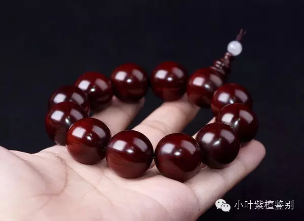 新手玩家应该如何正确挑选印度小叶紫檀手串，避免吃药？ 