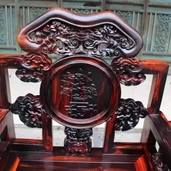 新手必看！选购红木家具必须牢记的六大要素 