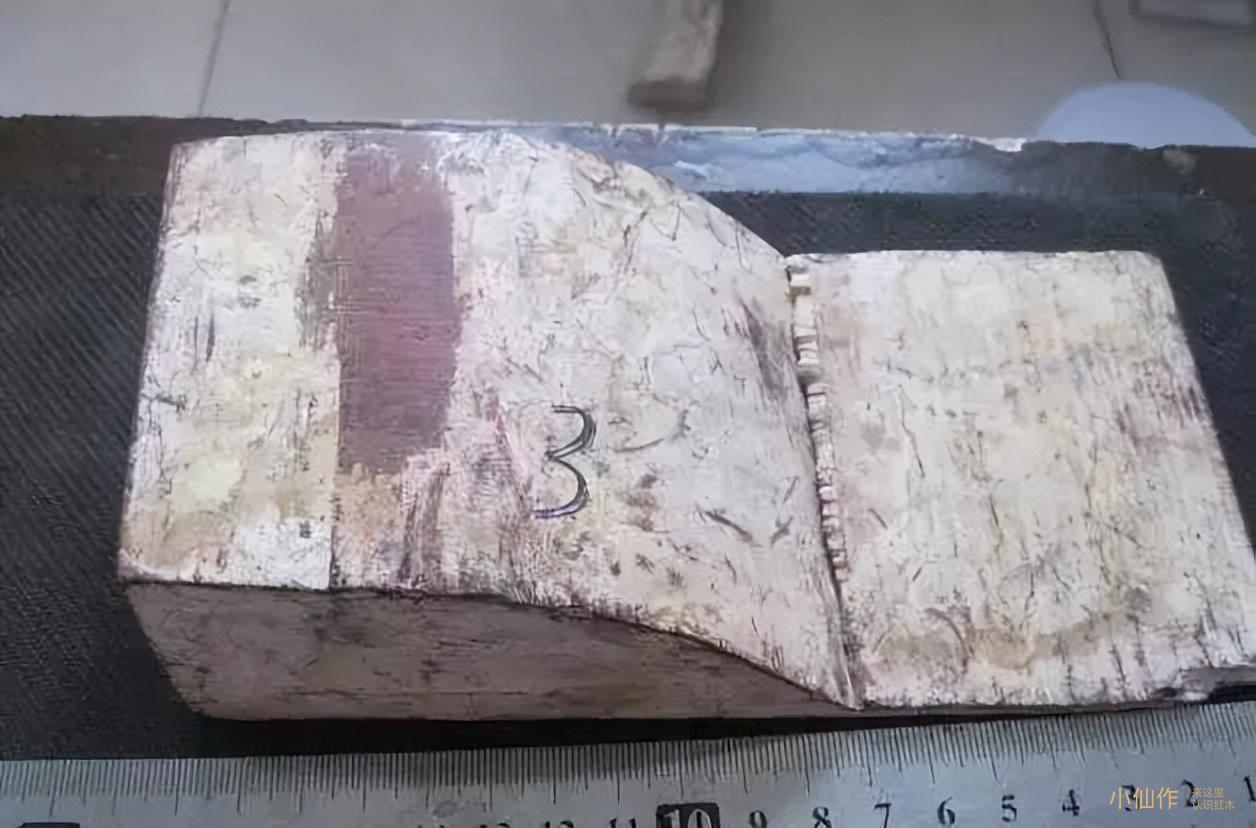 小叶紫檀这“四大料”，来头可不小